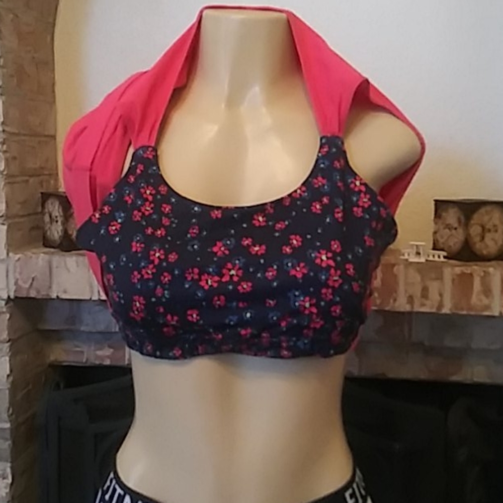 Gapfit Low Impact Exercise Top - image 3